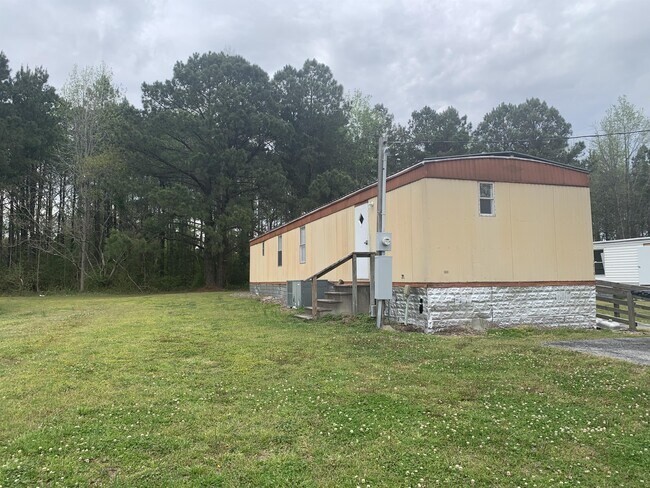 Photo - 1016 Aaron Ln