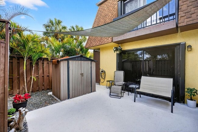 Photo - 110 N Delaware Blvd