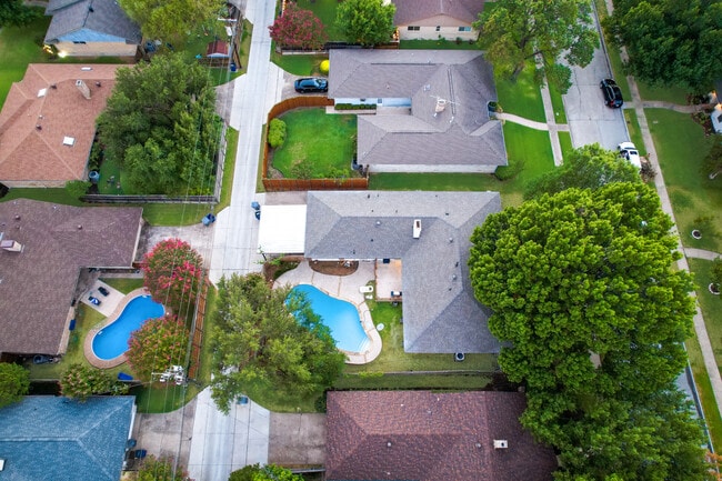 Photo - 7754 Querida Ln