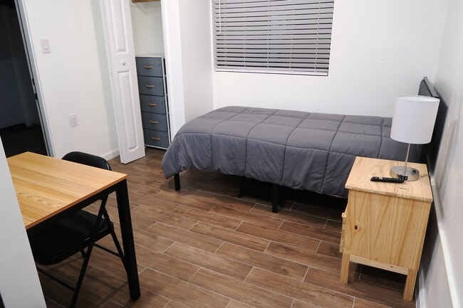 Photo - 6118 SW 19th St Unit Room Furnitured