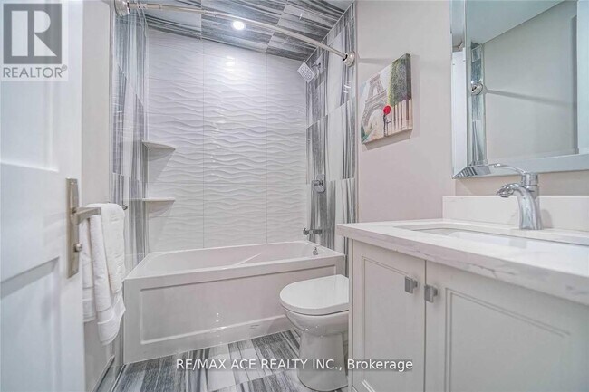 Photo - 19 Ivanhoe Ct