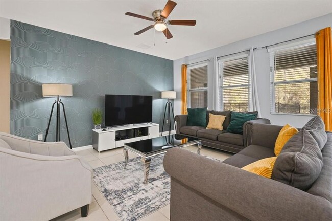 Photo - 5276 Oakbourne Ave