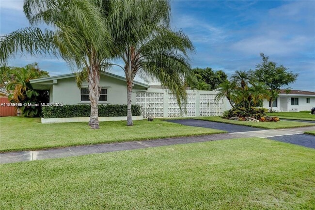 Photo - 308 N Crescent Dr