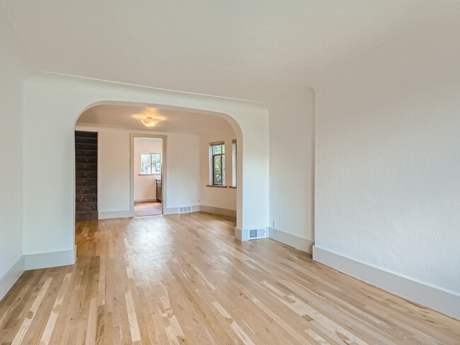Photo - 1926 W 37th Ave
