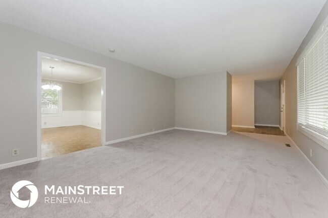 Photo - 6400 Longview Rd