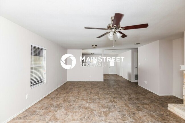 Photo - 3 Bedroom Pet-Friendly Home in Arlington, ...