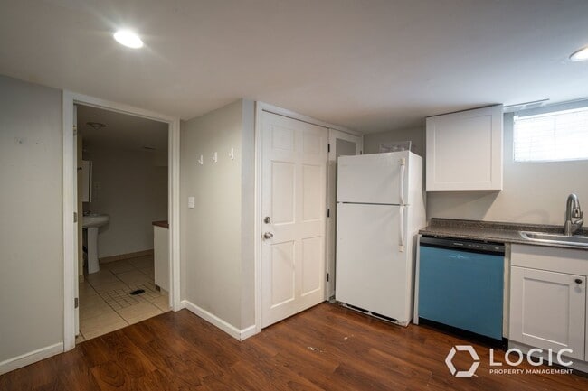 822 E 50 S Unidad Basement