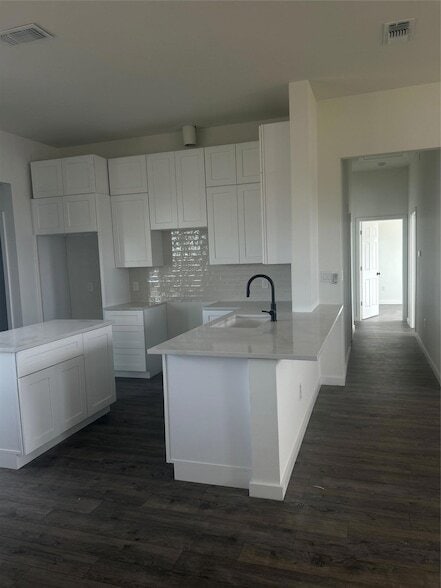 Photo - 138 Blushing Dr