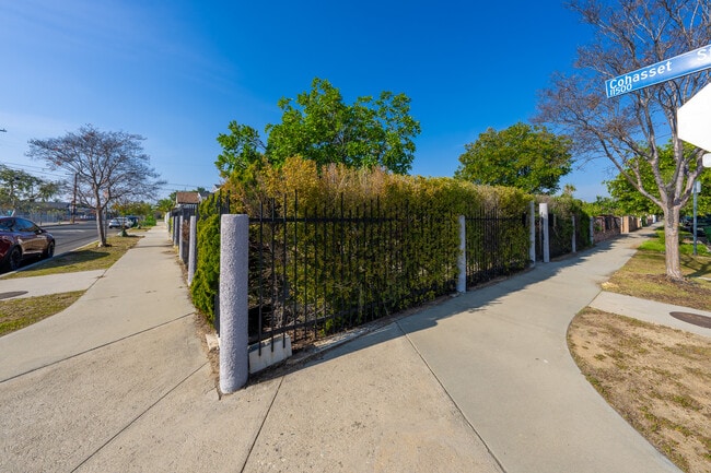 Photo - 7503 Camellia Ave