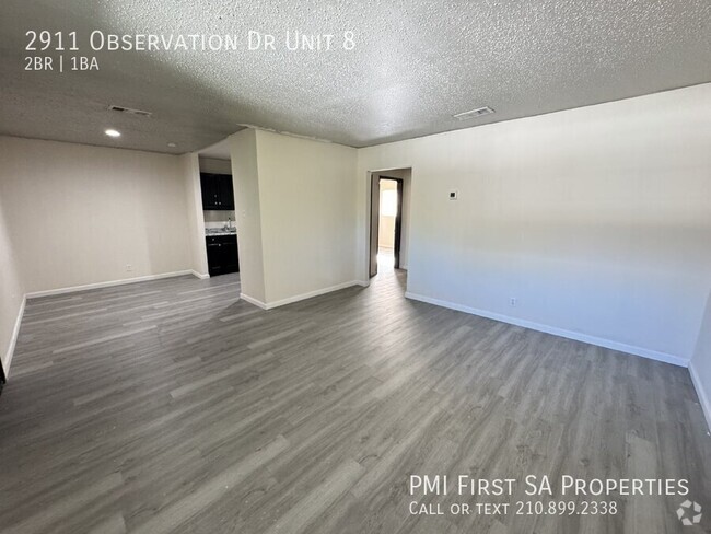 Building Photo - 2 Bedroom and 1 bathroom ready to move in Unit 8 Rental