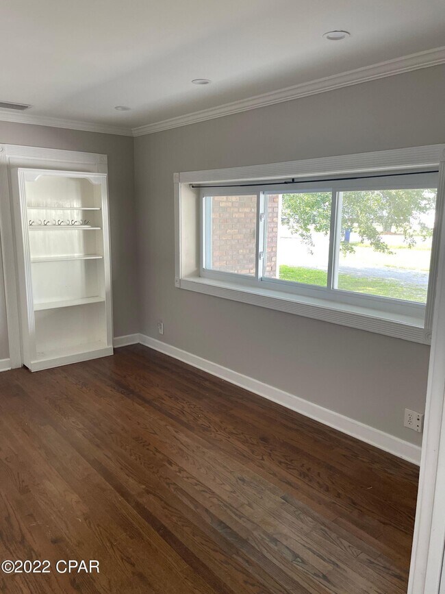 Photo - 1823 W 27th St Unit B