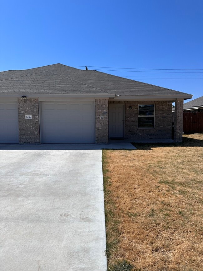 Building Photo - 1239 Liberation Ln Unit B