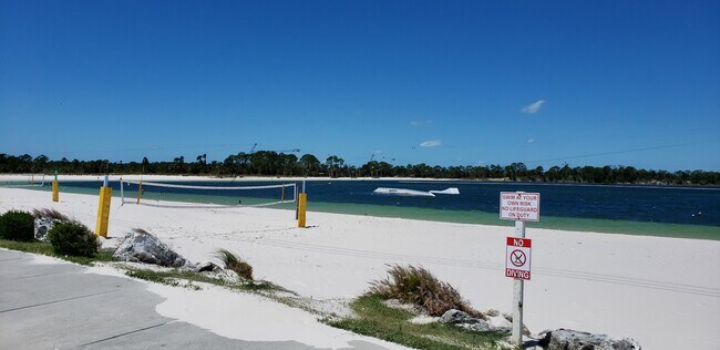 Photo - 17020 Meridian Blvd House