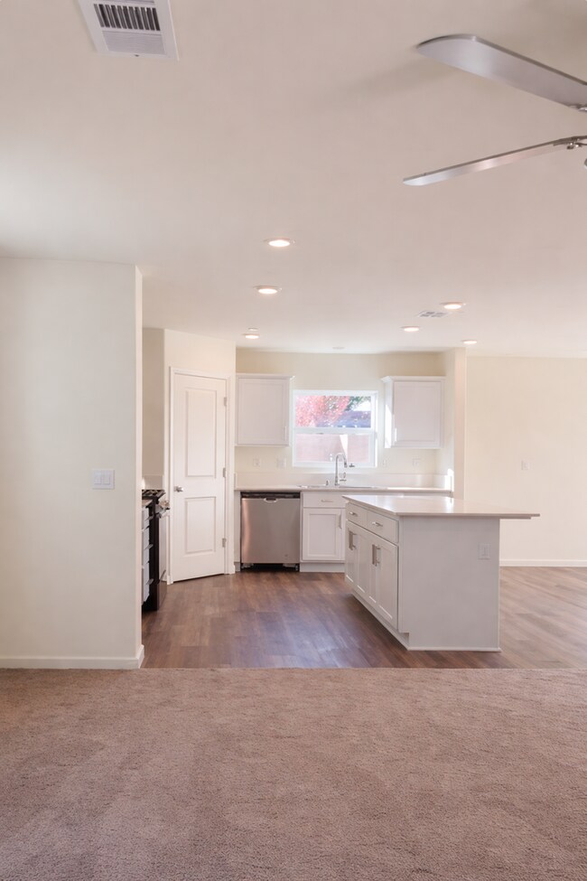 Photo - Upcoming 4 Bedroom Home In Madera, Ca!