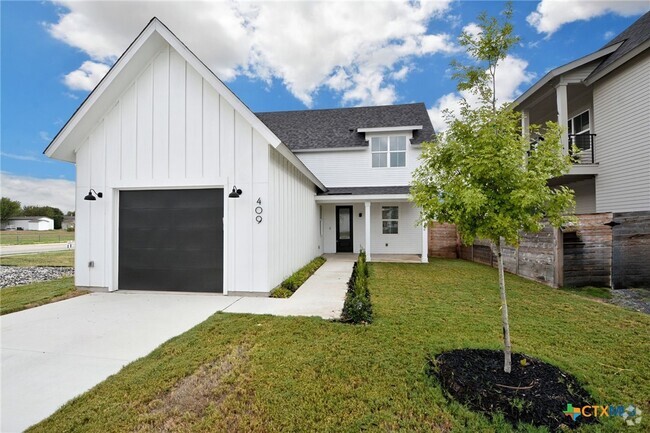 Building Photo - 409 Constance Dr Rental