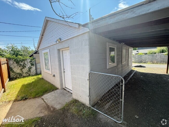 Building Photo - 1306 McKinley Ave Unit 1306 1/2 McKinley Ave Rental