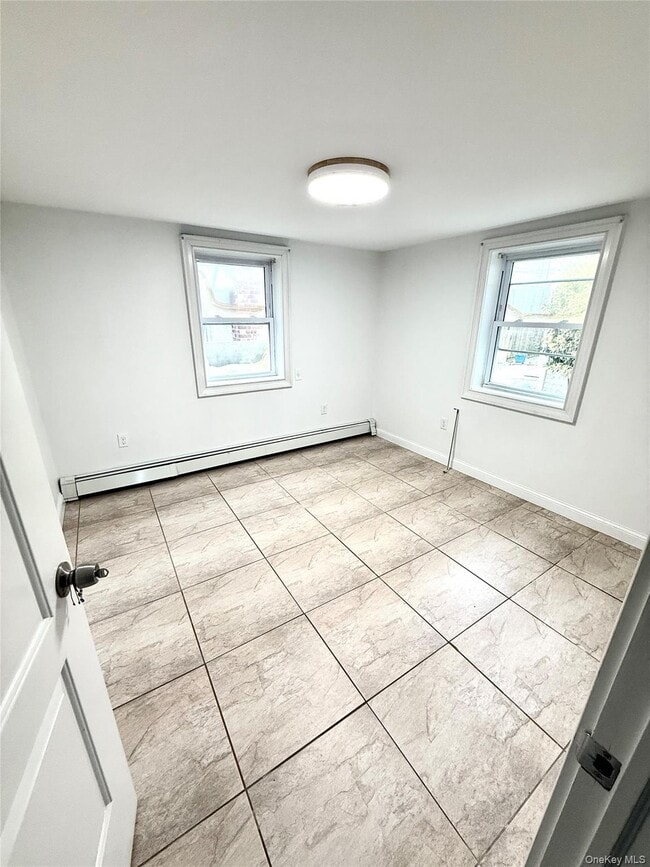 Photo - 48 Illinois Ave Apartamento