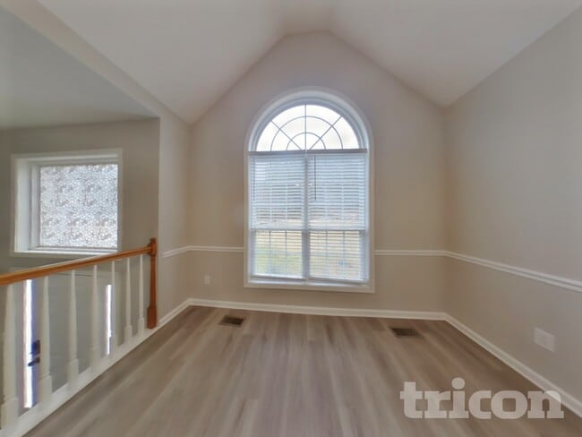 Photo - 148 N Creek Trail