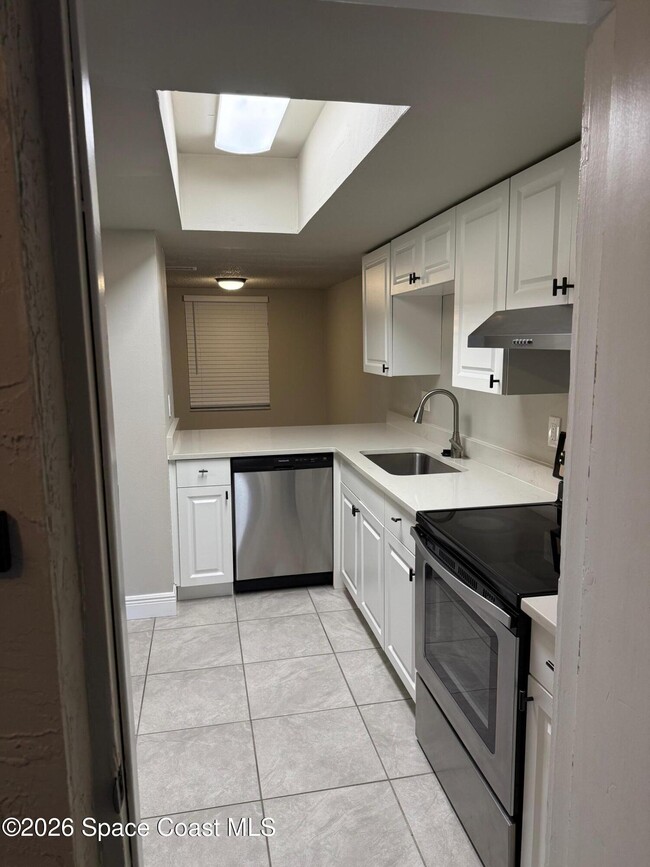 Photo - 1425 Croftwood Dr