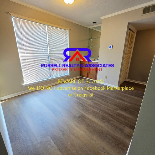 Photo - 3021 Chase Ln