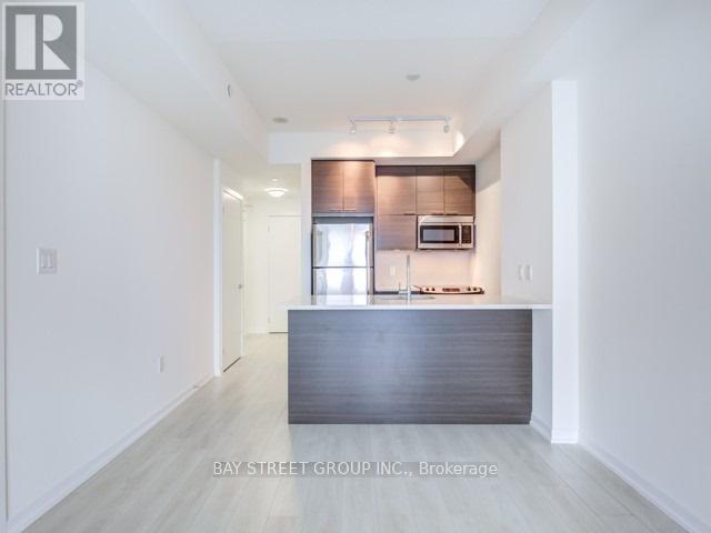 Photo - 66 Forest Manor Rd Unité 2001