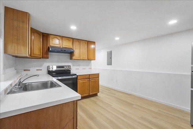 Photo - 2246 Encinal Ave Unidad 2246 Encinal Ave #B - LU