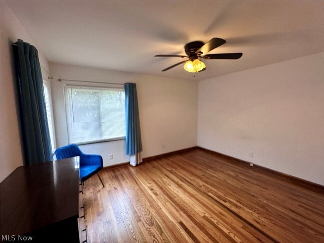 Photo - 1093 N Main St