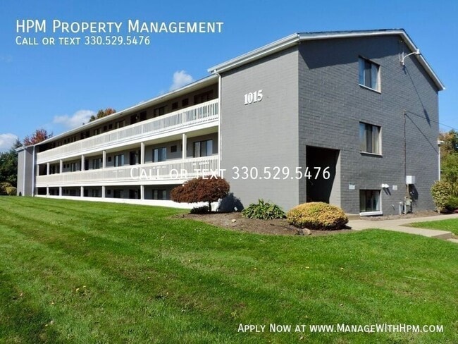 Building Photo - 1017 Howe Ave Unit 22