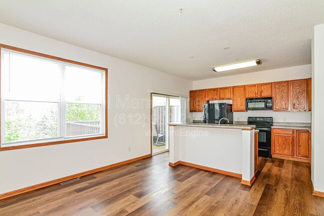 Photo - 4572 Blaylock Cir