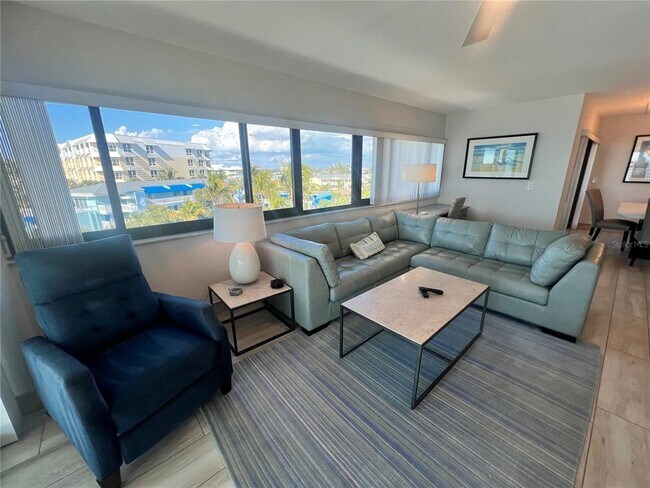 Photo - 1001 Point of Rocks Rd