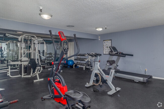Fitness Center - Fox Hills Apartments