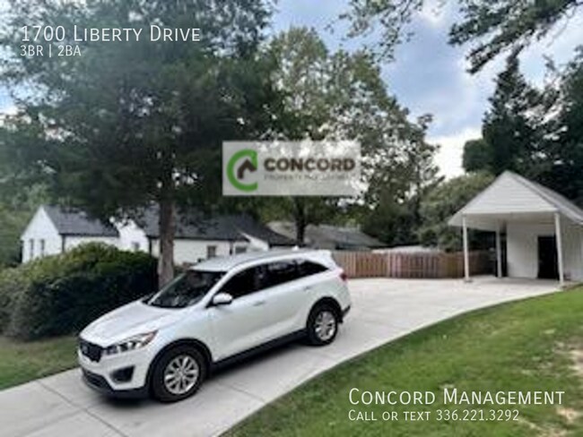 Photo - 1700 Liberty Dr