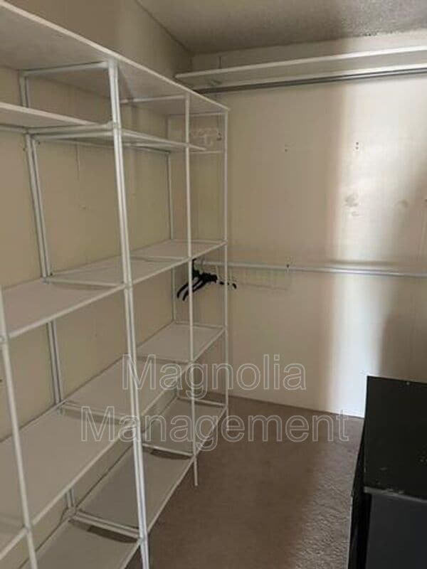 Photo - 156 Daffodil Dr