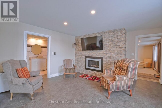 Photo - 502435 Grey Rd 1