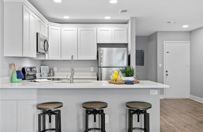 Photo - 633 N Keene Rd Unidad B