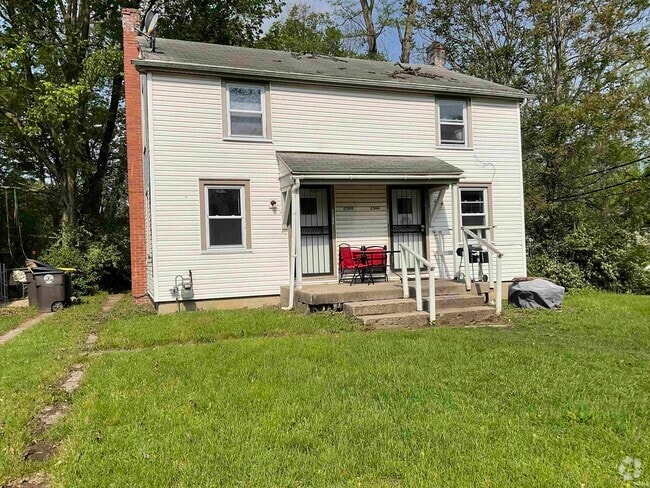 Building Photo - 2504 Thompson Ave Rental