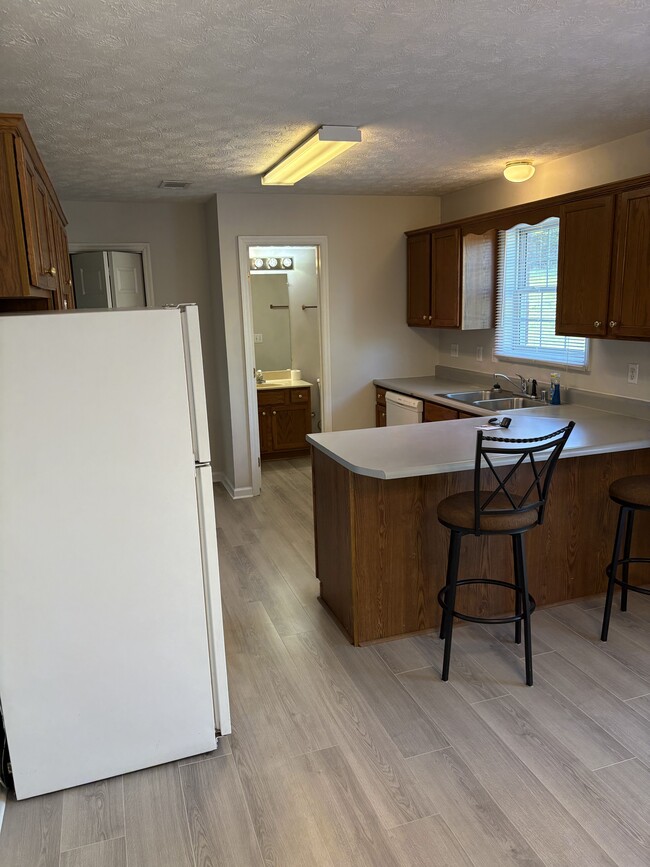 Photo - 548 Reynolds Dr