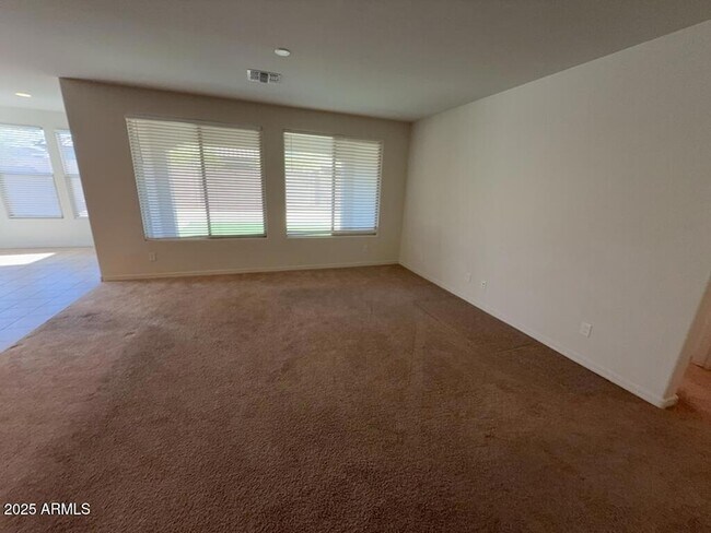 Photo - 19928 W Buchanan St