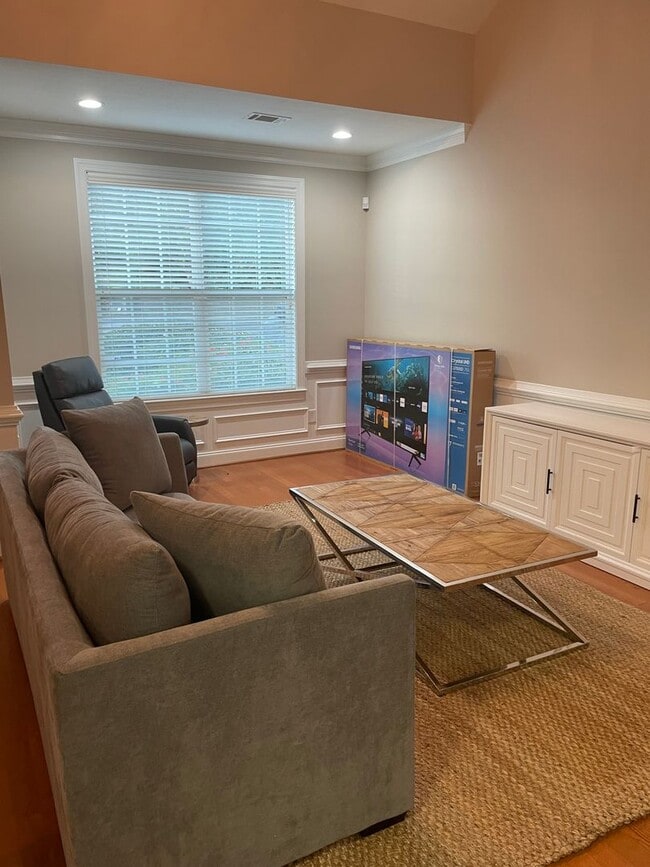 Photo - EXECUTIVE FULLY FURNISHED TOWNHOME IN GATED COMMUNITY