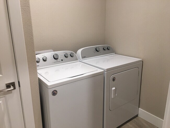 W/D - 1000 Berryessa Ln Unit 333