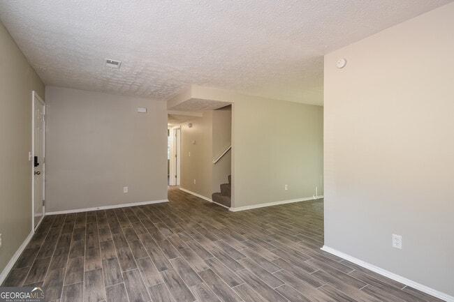 Photo - 4012 Day Trail N