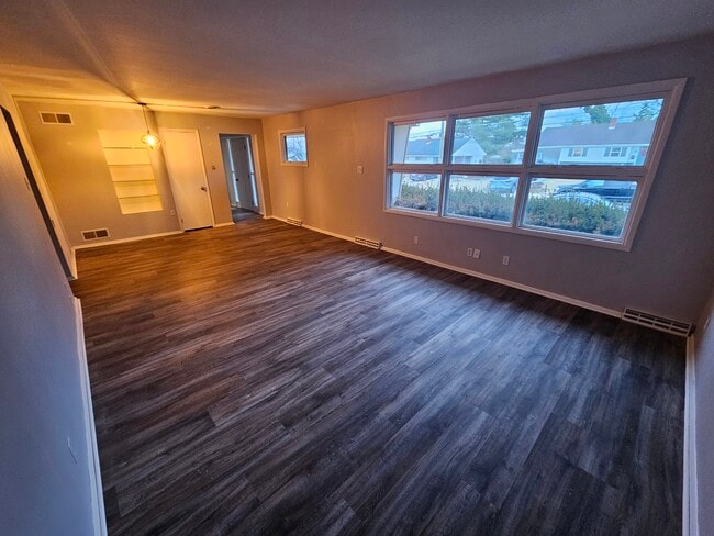 Photo - 659 Andrews Rd