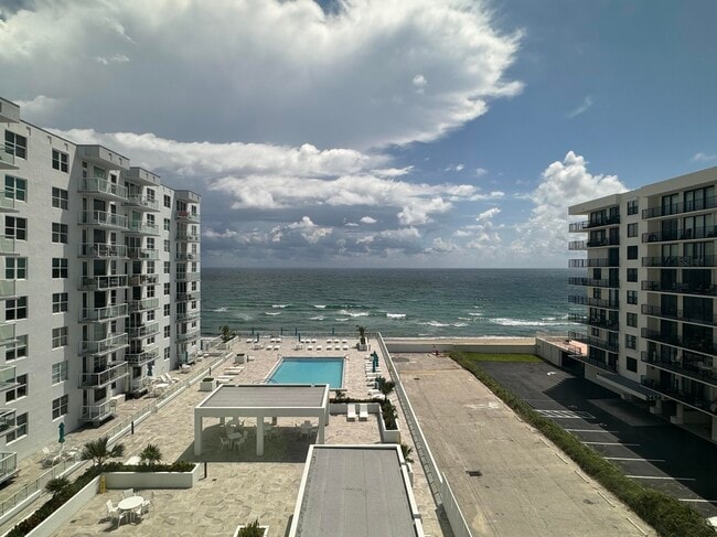 Photo - 3450 S Ocean Blvd Unidad 5170