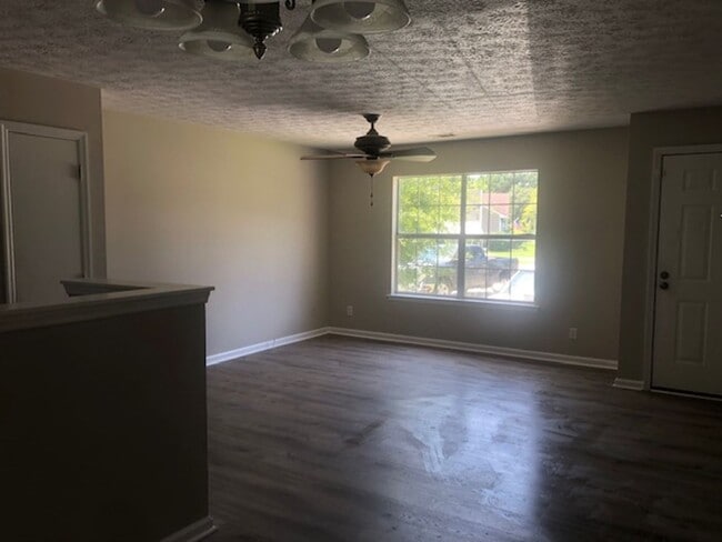 Photo - cute home on the Island