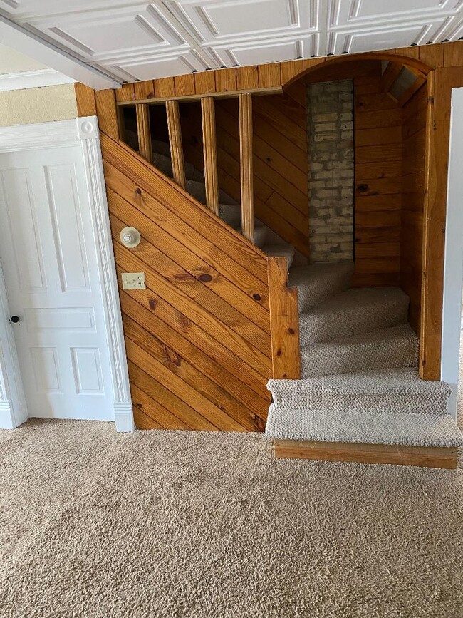 Photo - 672 N Wisconsin St Townhome