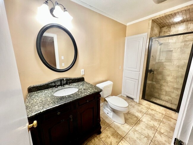 Photo - 107 Woodland Cir