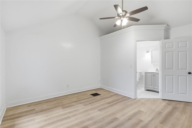Photo - 9164 NY-5