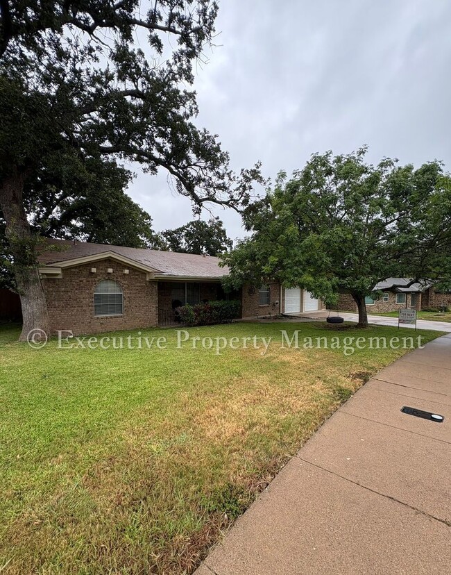 Photo - 410 Jeffery Lane, Copperas Cove, TX 76522