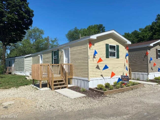 Photo - 755 Stelzer Rd