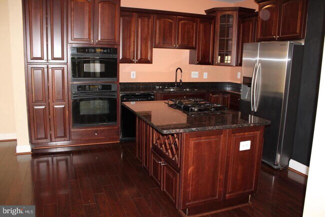 Photo - 41833 Bristow Manor Dr